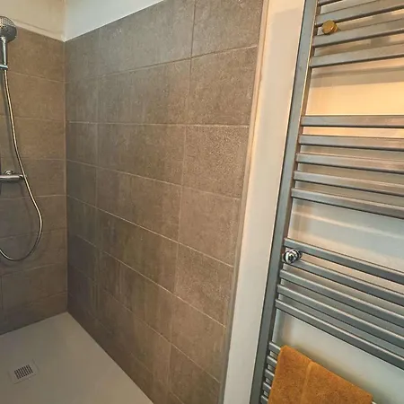 Villa Climatisee Vue - 6 Pers. - Fr-1-900-3 *